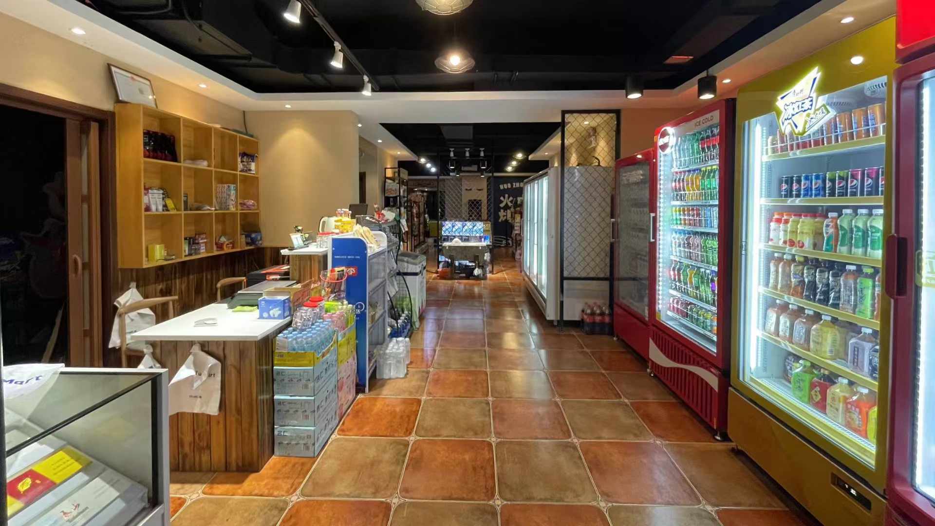 张店莲池北街218平米临街营业房出租