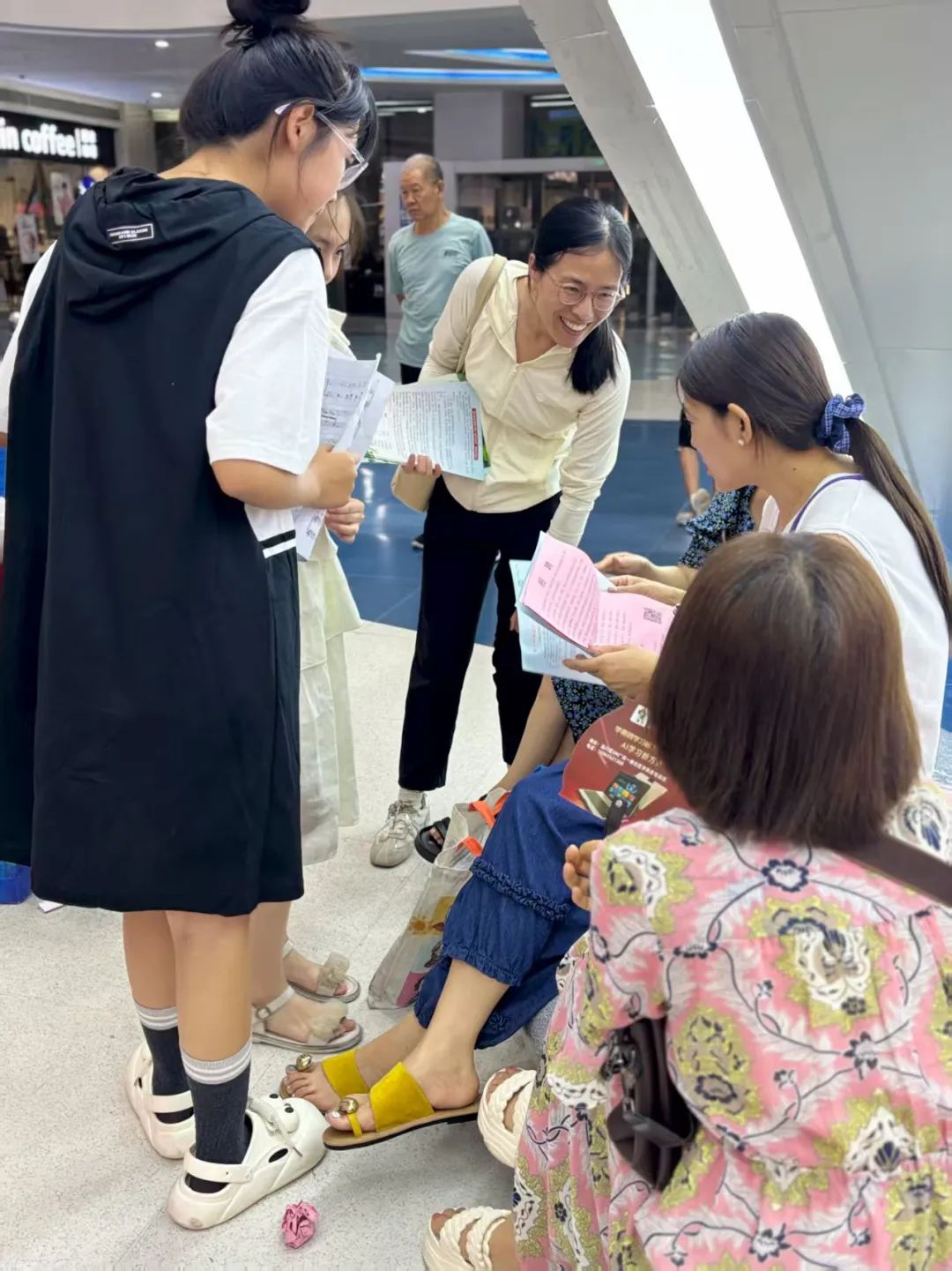 淄川区“妈妈岗”专场招聘会持续进行中！就业服务+健康保障一站式解决
