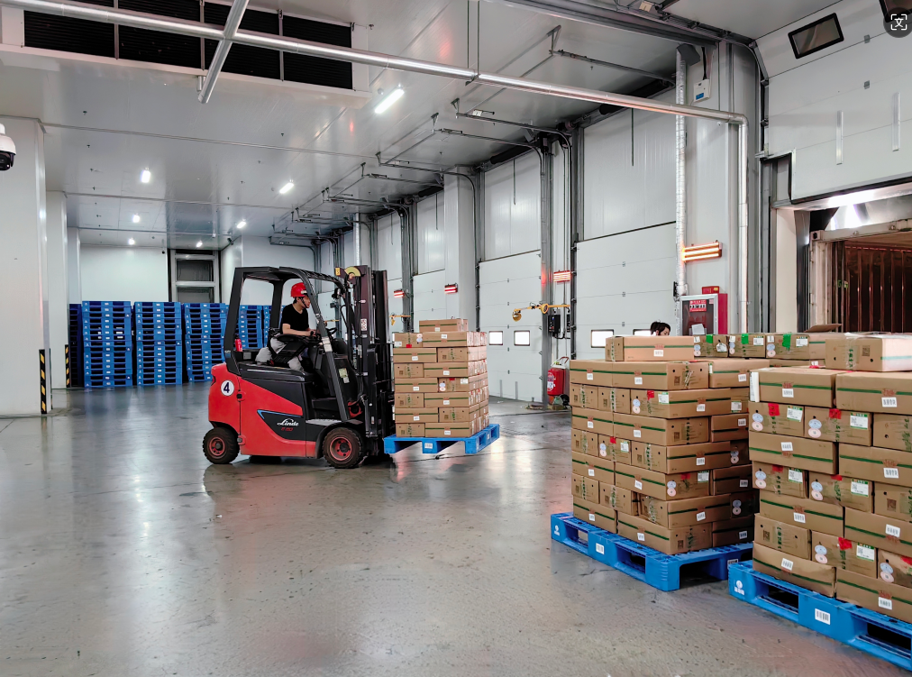 高标冷库+智能化仓储+配套服务